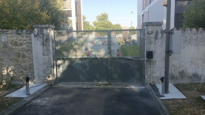 Moteur Virgo SMART marque BFT sur système solaire Alarme Sécurité S.N